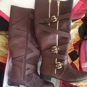 Dark Wine colored Size 11 knee boots